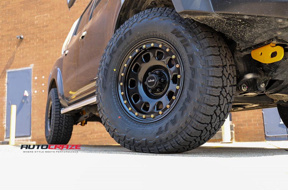 NISSAN NAVARA D LOCKER BLACK